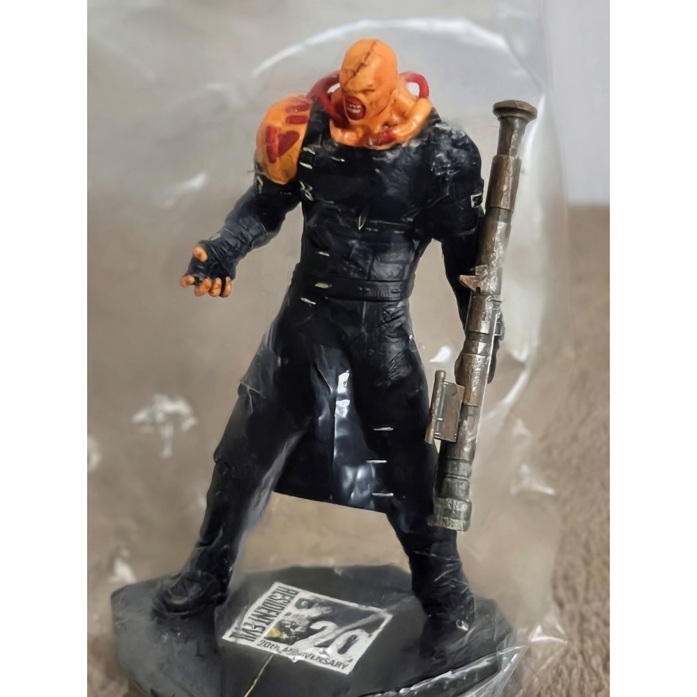 Resident Evil 20th Anniversary Nemesis Figure Nerd Block Exclusive Capcom B.O.W. - Picture 7 of 8